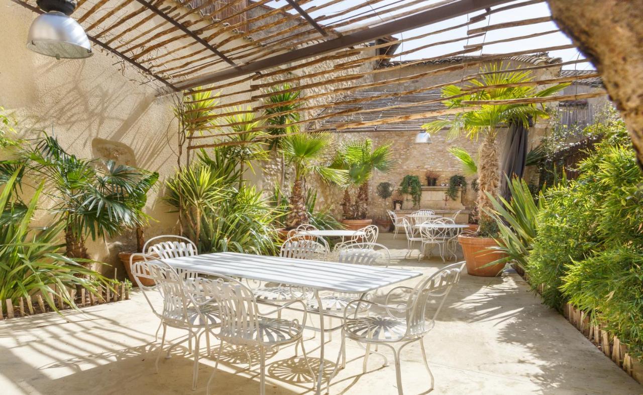 Le 215 Gambetta Boutique Hotel En Provence Cavaillon Exterior photo